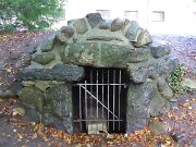 Christiansenspark - Mumiegrotten (1)